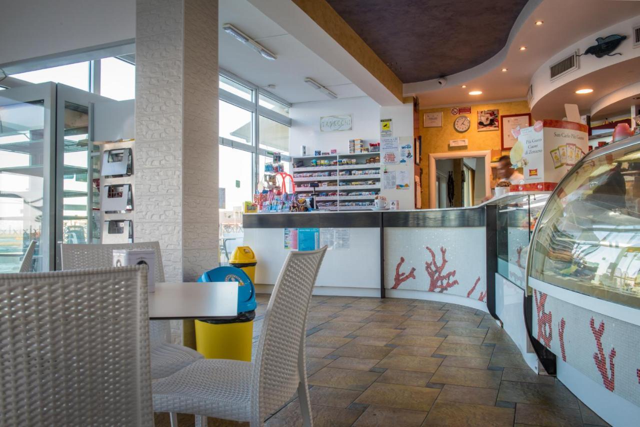 Hotel Mirage Torre Santa Sabina Phòng bức ảnh
